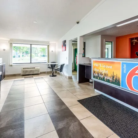 Motel 6 Mansfield, Oh Отели в г. Мансфилд