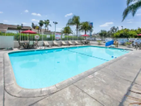 Motel 6 Rosemead, CA - Los Angeles Hotels in Rosemead