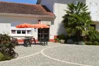 Hôtel restaurant Beyrie Coustille Hôtels à : Sauvagnon