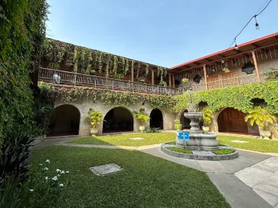 Hotel del Patio Các khách sạn gần Sân bay quốc tế Flores