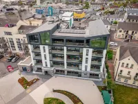 Shoreline Apartments Hotels in Knockanavoddy