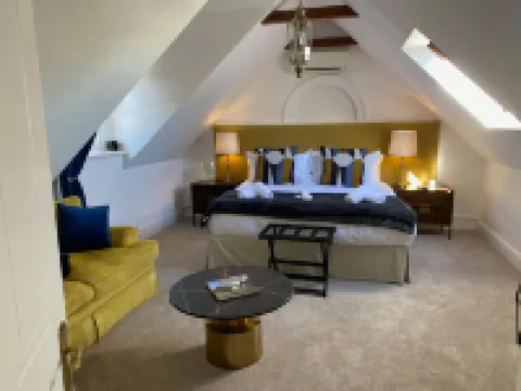 弗朗斯胡克萊斯查姆佈雷斯旅館