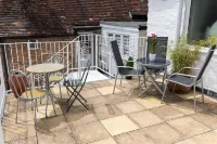 Seed Hub Hotels in Wincanton