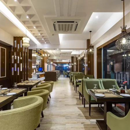Dream International Hotel