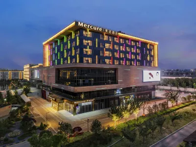 Mercure Suzhou High-speed Railway New Town Hotel in zona Soochow University Yangchenghu Campus