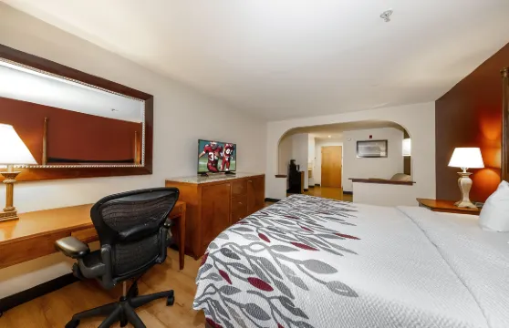 紅屋頂旅館及套房比洛克西 - 海洋泉