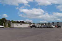 Travelodge by Wyndham Miramichi New Brunswick - Motels