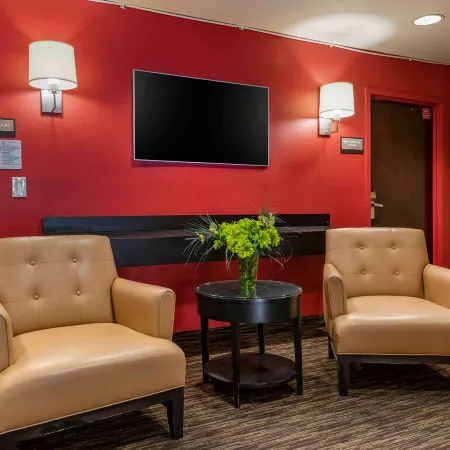 Extended Stay America Suites - Jacksonville - Riverwalk - Convention Center Отели рядом с достопримечательностью «Метрополитан Парк»