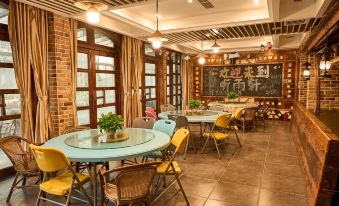 Yuyao Tingyuxuan Chinese Inn