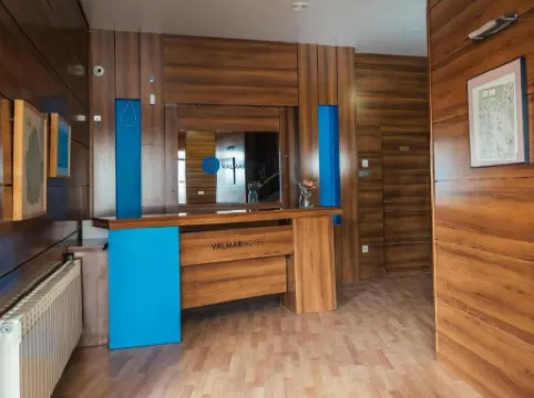 Hotel Valmar