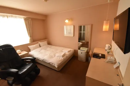 Hotel the Grand Court Matsusaka Отели рядом со станцией JR Taki station