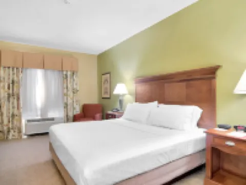 Holiday Inn Express & Suites DFW WEST - HURST by IHG Hoteles en Hurst