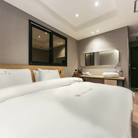 Daegu Dongdaegu Station Hotel js Отели рядом с достопримечательностью «Железнодорожная станция Тондэгу»