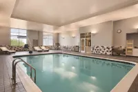 Hyatt Place Niagara Falls - プール