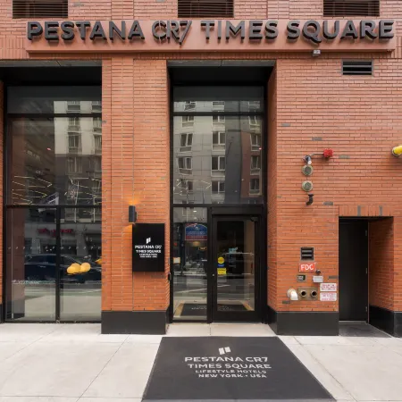 Pestana CR7 Times Square Отели рядом с достопримечательностью «Концертный зал Terminal 5»