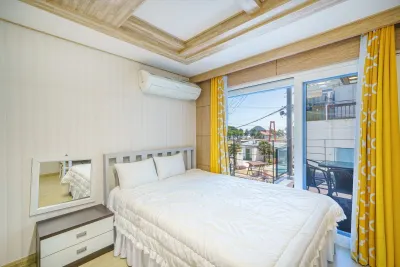 Namhae White Pension Hotels near Boriam Temple