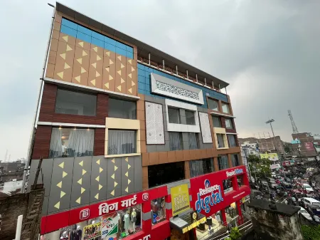 The Landmark Hotel Отели в г. Музаффарпур