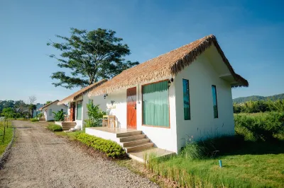Plenary Khaokho Hotels near Wat Phra That Pha Sorn Kaew