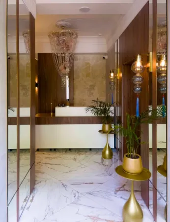 Отель на Манежном