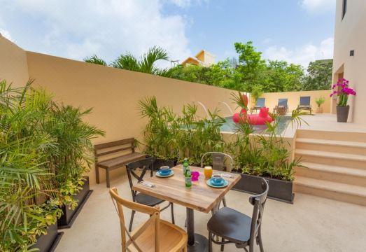 Mura Hotel Boutique Hotel Overview