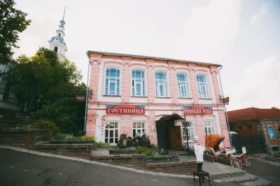 Russkaya Izba Hotels in 