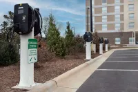 Hampton Inn & Suites Durham University Medical Center - parking