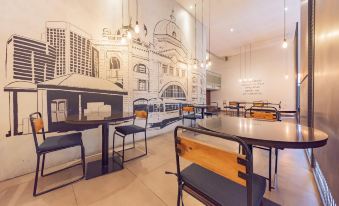 RedDoorz Plus @ Cipaganti Street 3