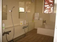 藤や旅館 木造地蔵菩薩半跏像 大平町指定文化財周辺のホテル