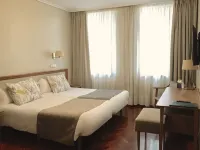 Hotel Crunia I A Coruña コロシアム・ア・コルーニャ周辺のホテル