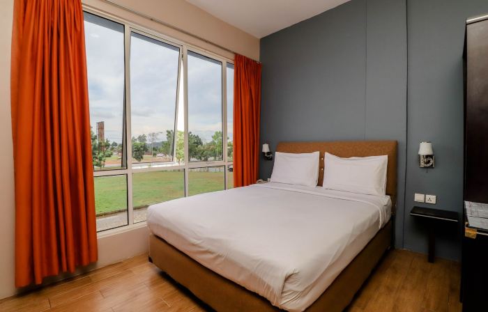 Blitz Hotel Batam Near Sultan Mahmud Ri'Ayat Shah