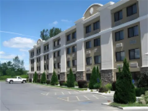 Days Inn by Wyndham Plattsburgh Hotels in Plattsburgh