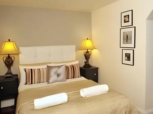 Apple House Guesthouse Heathrow Airport Hotel di Harlington