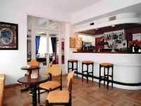 Cit'Hotel de La Vallée Hotels in Lourdes