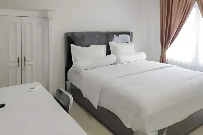 RedDoorz Near Palembang Airport 2 Hotels in Kebun Bunga