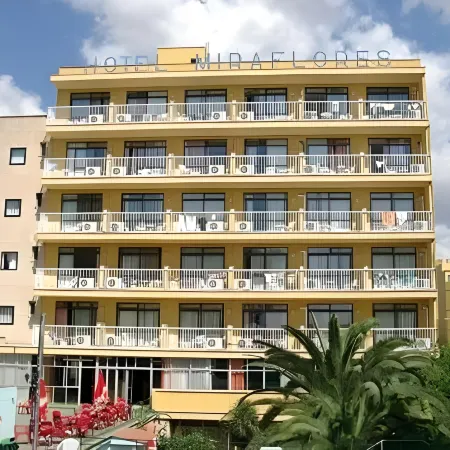 Hotel Amic Miraflores Отели рядом с достопримечательностью «Конгресс-центр Пальмы»