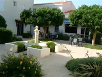 Grand Hôtel des Bains Spa Hotels in Fouras