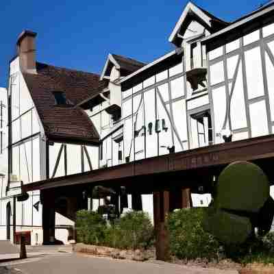 Hôtel du Cheval Blanc - Paris Marne La Vallée Hotel Exterior