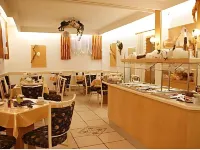 Sletz Parkhotel - Superior - breakfast