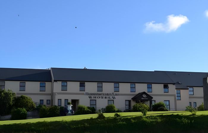 Caisleain Oir Hotel