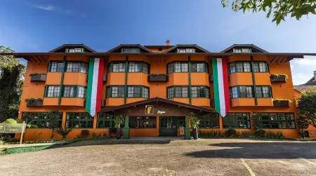 Hotel Fioreze Origem Отели рядом с достопримечательностью «Rua Coberta»