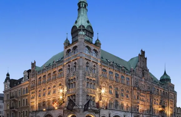 克利斯汀IV第一酒店