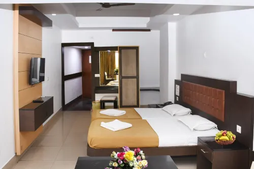 Kediyoor Hotels - bar