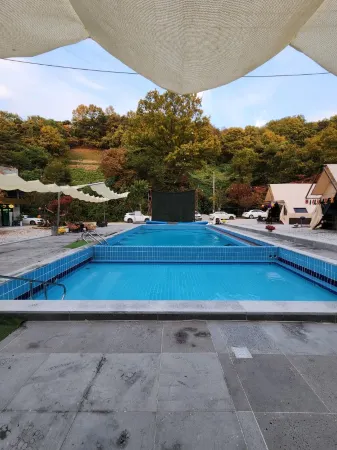 Gokseong Bugs Glamping Pension Отели рядом с достопримечательностью «Gajeong-Yeog»