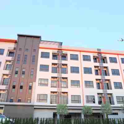 Bangkok Boutique Resort Rangsit Hotel Exterior