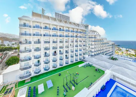 Hovima Costa Adeje - for Cool Adults