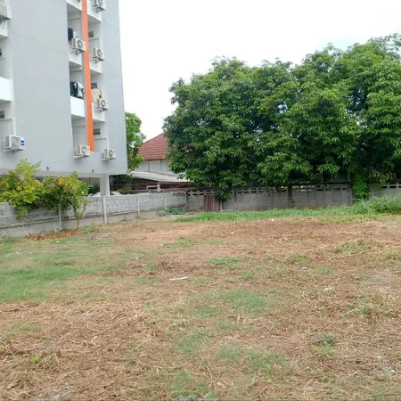 Na Nont Place