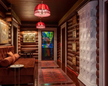 Vishnyovyij Sad Boutique-Hotel Отели рядом с достопримечательностью «Музейный комплекс «Спасо-Евфимиев монастырь»»