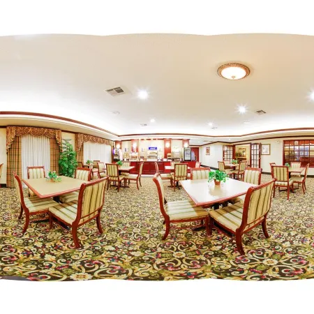 Holiday Inn Express & Suites GAINESVILLE by IHG