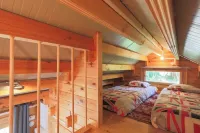 Chalet Pondok Indah Hotels in Locquirec