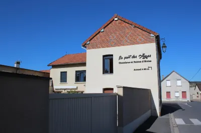 La Part des Anges Hotels in Anthenay
